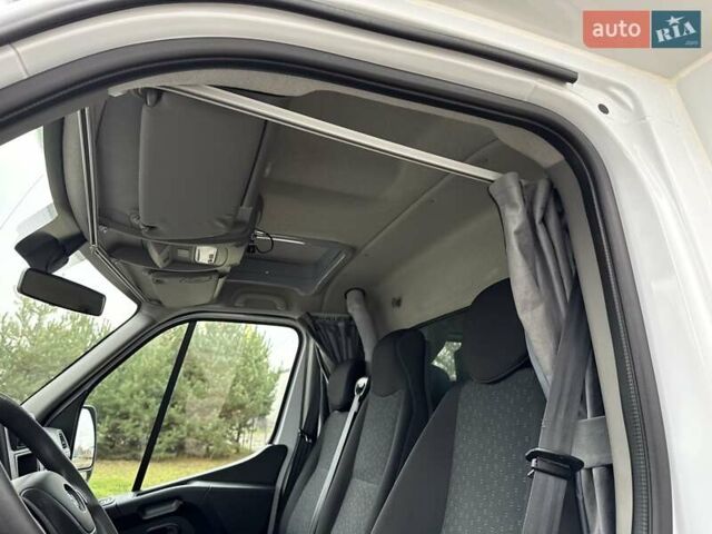 Белый Опель Movano, объемом двигателя 2.3 л и пробегом 314 тыс. км за 18500 $, фото 52 на Automoto.ua