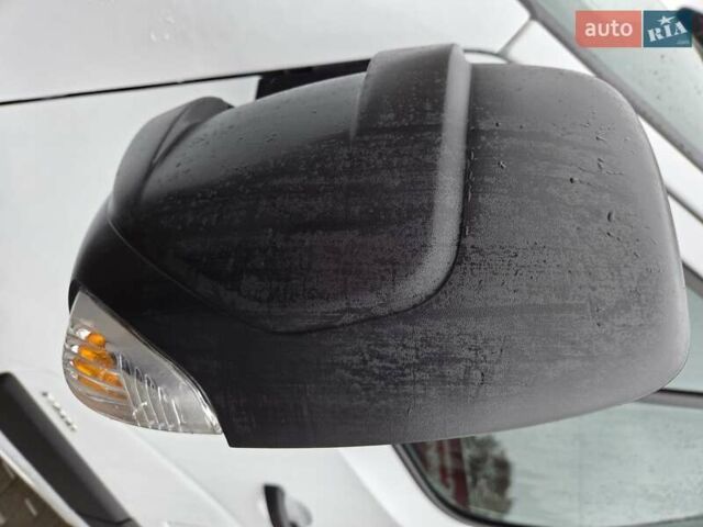 Білий Опель Movano, об'ємом двигуна 2.3 л та пробігом 204 тис. км за 23200 $, фото 15 на Automoto.ua