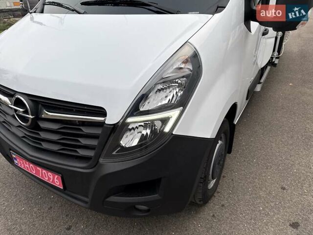 Белый Опель Movano, объемом двигателя 2.3 л и пробегом 314 тыс. км за 18500 $, фото 35 на Automoto.ua