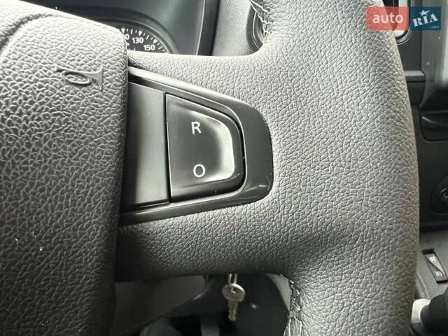 Белый Опель Movano, объемом двигателя 2.3 л и пробегом 312 тыс. км за 22500 $, фото 41 на Automoto.ua