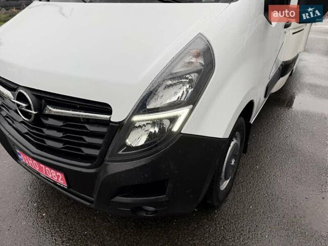Белый Опель Movano, объемом двигателя 2.3 л и пробегом 303 тыс. км за 17900 $, фото 26 на Automoto.ua