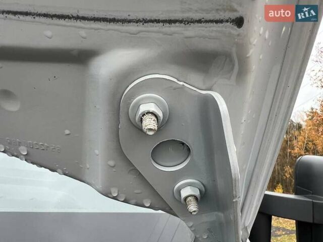 Белый Опель Movano, объемом двигателя 2.3 л и пробегом 312 тыс. км за 22500 $, фото 100 на Automoto.ua