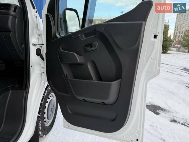 Білий Опель Movano, об'ємом двигуна 2.3 л та пробігом 313 тис. км за 18300 $, фото 55 на Automoto.ua