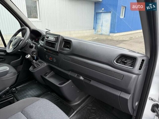 Белый Опель Movano, объемом двигателя 2.3 л и пробегом 314 тыс. км за 17900 $, фото 66 на Automoto.ua