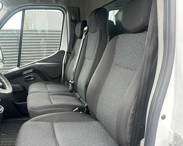 Белый Опель Movano, объемом двигателя 2.3 л и пробегом 367 тыс. км за 19600 $, фото 24 на Automoto.ua