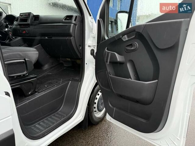 Белый Опель Movano, объемом двигателя 2.3 л и пробегом 303 тыс. км за 17900 $, фото 45 на Automoto.ua