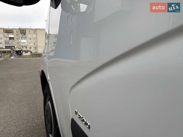 Белый Опель Movano, объемом двигателя 2.3 л и пробегом 314 тыс. км за 18500 $, фото 33 на Automoto.ua