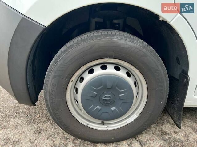 Белый Опель Movano, объемом двигателя 2.3 л и пробегом 329 тыс. км за 21999 $, фото 46 на Automoto.ua