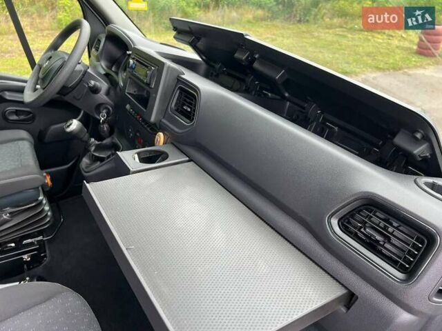 Белый Опель Movano, объемом двигателя 2.3 л и пробегом 329 тыс. км за 21999 $, фото 77 на Automoto.ua