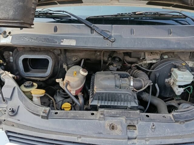 Білий Опель Movano, об'ємом двигуна 2.5 л та пробігом 452 тис. км за 7700 $, фото 5 на Automoto.ua