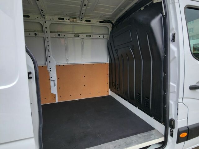 Білий Опель Movano, об'ємом двигуна 2.3 л та пробігом 224 тис. км за 16500 $, фото 5 на Automoto.ua