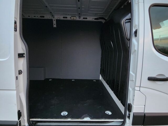 Белый Опель Movano, объемом двигателя 2.3 л и пробегом 186 тыс. км за 17900 $, фото 6 на Automoto.ua