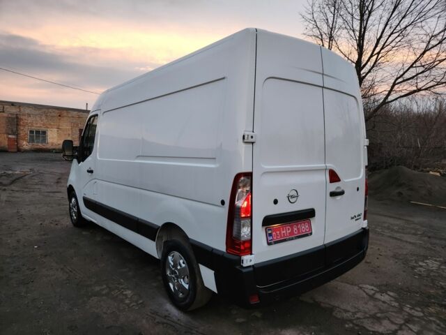Белый Опель Movano, объемом двигателя 2.3 л и пробегом 186 тыс. км за 17900 $, фото 2 на Automoto.ua