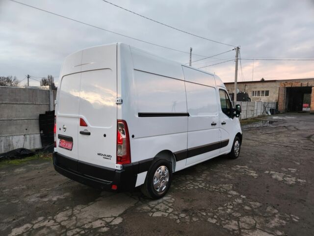 Белый Опель Movano, объемом двигателя 2.3 л и пробегом 186 тыс. км за 17900 $, фото 1 на Automoto.ua