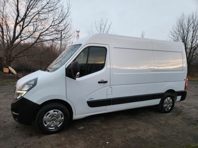 Белый Опель Movano, объемом двигателя 2.3 л и пробегом 186 тыс. км за 17900 $, фото 3 на Automoto.ua