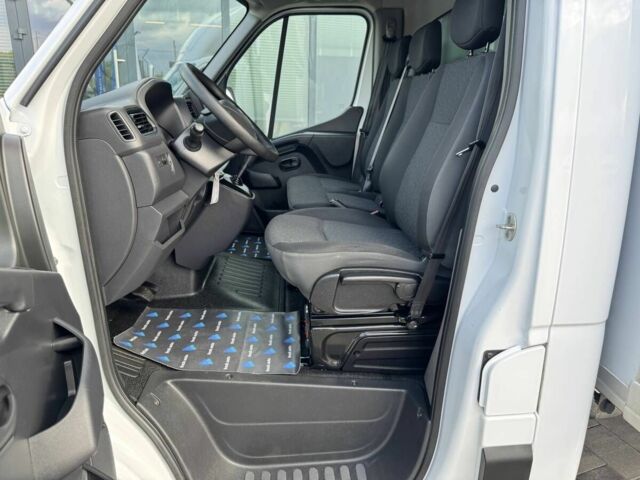 Белый Опель Movano, объемом двигателя 2.3 л и пробегом 204 тыс. км за 23900 $, фото 4 на Automoto.ua