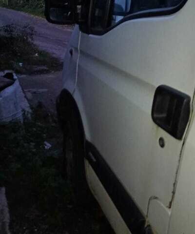 Білий Опель Movano, об'ємом двигуна 0 л та пробігом 350 тис. км за 4700 $, фото 2 на Automoto.ua