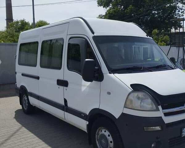 Белый Опель Movano, объемом двигателя 2.46 л и пробегом 336 тыс. км за 7459 $, фото 3 на Automoto.ua