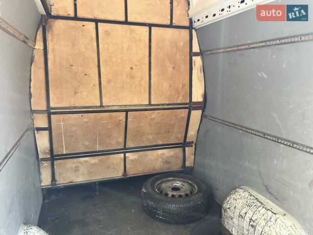 Белый Опель Movano, объемом двигателя 2.3 л и пробегом 497 тыс. км за 13300 $, фото 22 на Automoto.ua
