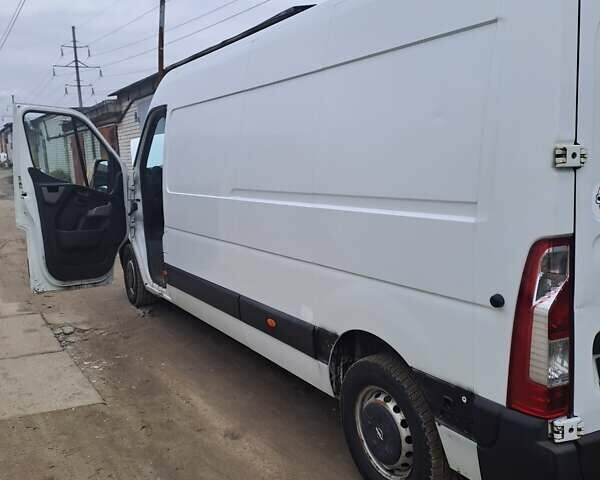 Белый Опель Movano, объемом двигателя 2.3 л и пробегом 461 тыс. км за 9800 $, фото 2 на Automoto.ua