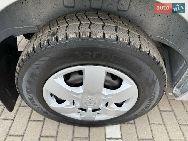 Белый Опель Movano, объемом двигателя 2.3 л и пробегом 225 тыс. км за 26300 $, фото 63 на Automoto.ua