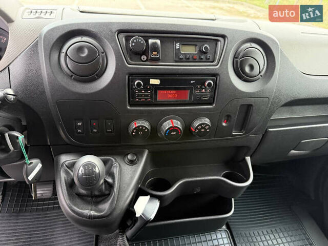 Белый Опель Movano, объемом двигателя 2.3 л и пробегом 225 тыс. км за 26300 $, фото 23 на Automoto.ua