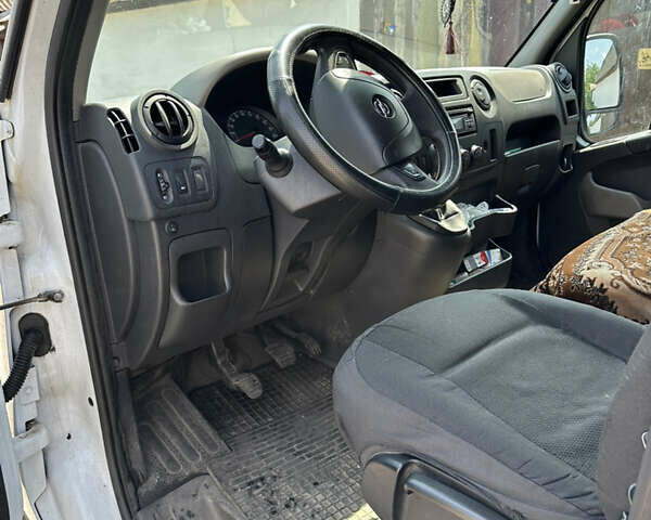 Белый Опель Movano, объемом двигателя 2.3 л и пробегом 296 тыс. км за 14500 $, фото 7 на Automoto.ua