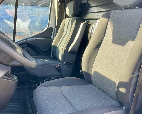 Білий Опель Movano, об'ємом двигуна 2.3 л та пробігом 96 тис. км за 18800 $, фото 50 на Automoto.ua