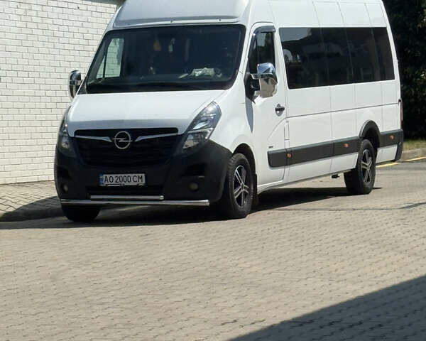 Белый Опель Movano, объемом двигателя 2.3 л и пробегом 420 тыс. км за 26900 $, фото 2 на Automoto.ua