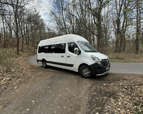 Белый Опель Movano, объемом двигателя 2.3 л и пробегом 420 тыс. км за 26900 $, фото 3 на Automoto.ua