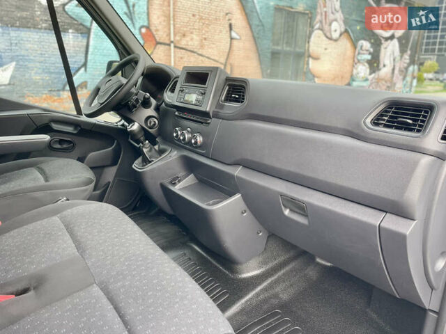 Белый Опель Movano, объемом двигателя 2.3 л и пробегом 99 тыс. км за 21000 $, фото 51 на Automoto.ua