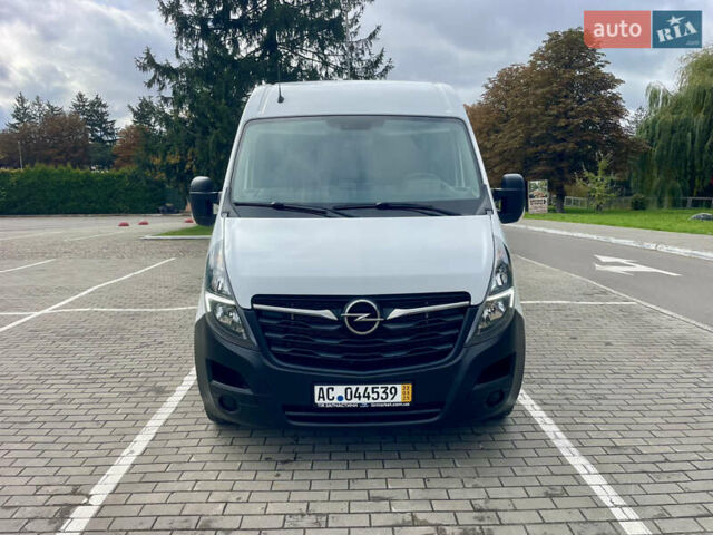 Белый Опель Movano, объемом двигателя 2.3 л и пробегом 99 тыс. км за 21000 $, фото 1 на Automoto.ua