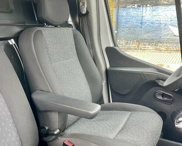 Белый Опель Movano, объемом двигателя 2.3 л и пробегом 99 тыс. км за 21000 $, фото 46 на Automoto.ua
