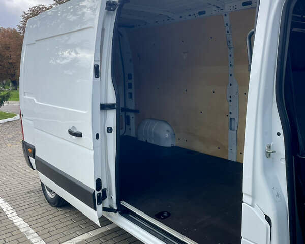 Белый Опель Movano, объемом двигателя 2.3 л и пробегом 99 тыс. км за 21000 $, фото 28 на Automoto.ua