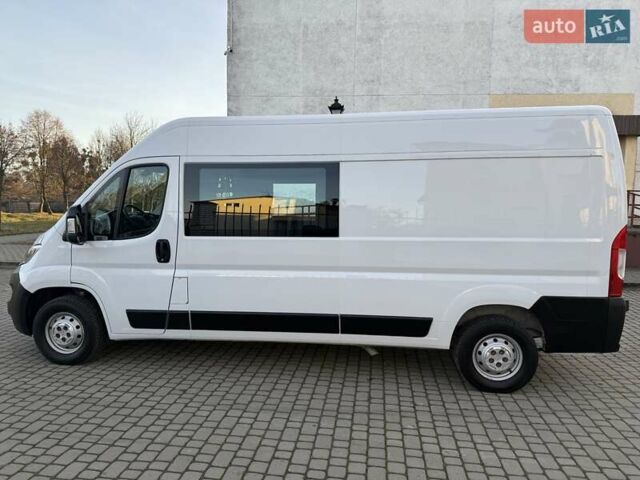 Білий Опель Movano, об'ємом двигуна 0 л та пробігом 86 тис. км за 25000 $, фото 6 на Automoto.ua