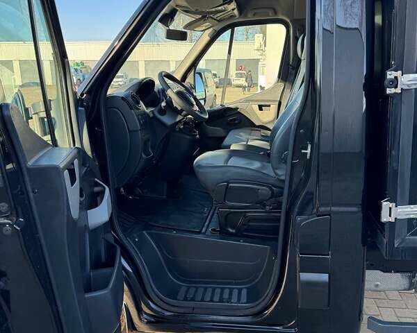 Чорний Опель Movano, об'ємом двигуна 2.3 л та пробігом 140 тис. км за 19900 $, фото 4 на Automoto.ua