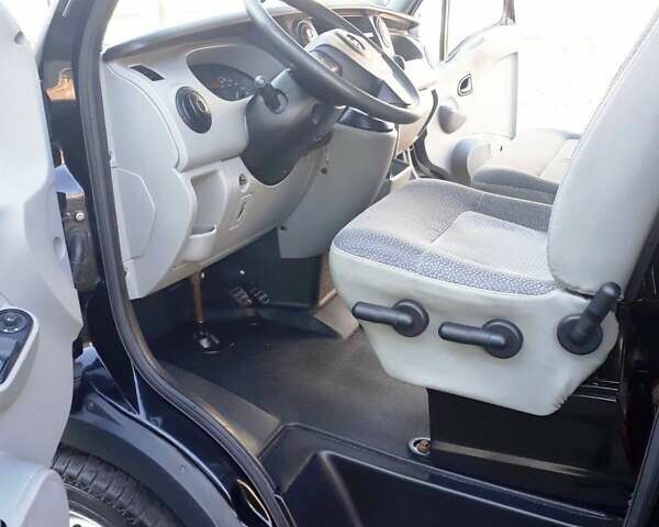 Чорний Опель Movano, об'ємом двигуна 2.5 л та пробігом 305 тис. км за 7900 $, фото 15 на Automoto.ua