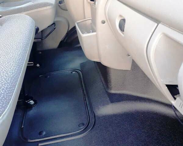 Чорний Опель Movano, об'ємом двигуна 2.5 л та пробігом 305 тис. км за 7900 $, фото 13 на Automoto.ua