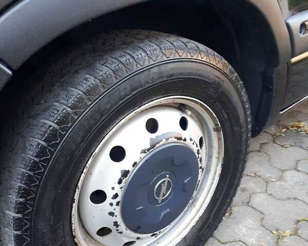 Чорний Опель Movano, об'ємом двигуна 2.5 л та пробігом 305 тис. км за 7900 $, фото 7 на Automoto.ua