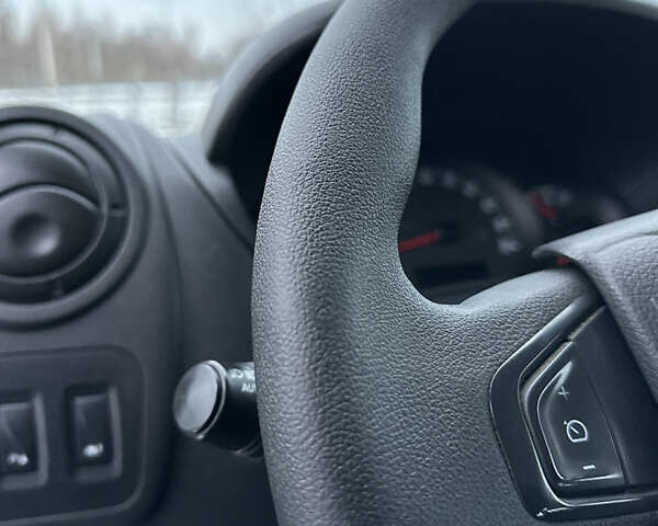 Чорний Опель Movano, об'ємом двигуна 2.3 л та пробігом 173 тис. км за 18300 $, фото 47 на Automoto.ua