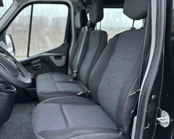 Чорний Опель Movano, об'ємом двигуна 2.3 л та пробігом 173 тис. км за 18300 $, фото 45 на Automoto.ua