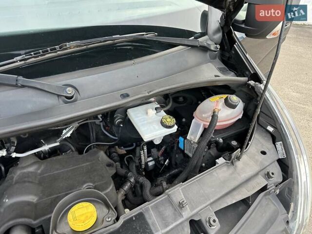 Черный Опель Movano, объемом двигателя 2.3 л и пробегом 186 тыс. км за 18500 $, фото 33 на Automoto.ua