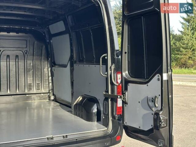 Черный Опель Movano, объемом двигателя 2.3 л и пробегом 186 тыс. км за 18500 $, фото 14 на Automoto.ua