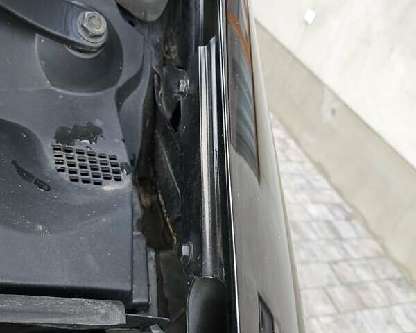 Чорний Опель Movano, об'ємом двигуна 0 л та пробігом 260 тис. км за 18800 $, фото 12 на Automoto.ua