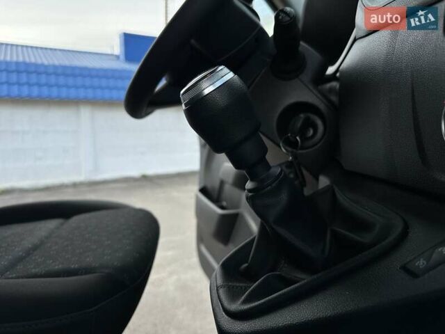 Черный Опель Movano, объемом двигателя 2.3 л и пробегом 186 тыс. км за 18500 $, фото 41 на Automoto.ua