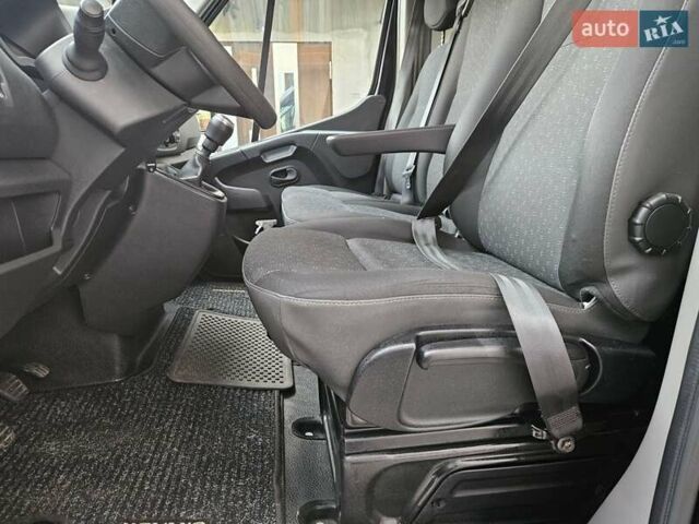 Чорний Опель Movano, об'ємом двигуна 0 л та пробігом 260 тис. км за 18800 $, фото 17 на Automoto.ua