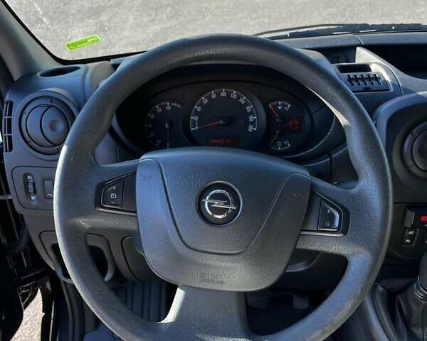 Чорний Опель Movano, об'ємом двигуна 2.3 л та пробігом 150 тис. км за 17400 $, фото 1 на Automoto.ua