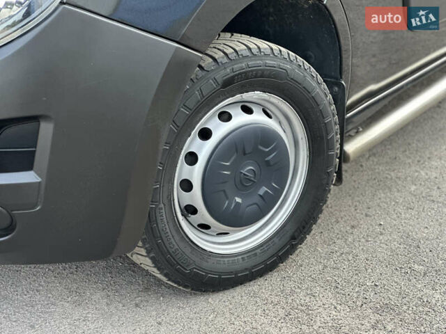 Чорний Опель Movano, об'ємом двигуна 2.3 л та пробігом 185 тис. км за 18800 $, фото 2 на Automoto.ua