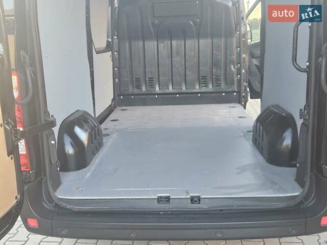 Черный Опель Movano, объемом двигателя 23 л и пробегом 293 тыс. км за 19700 $, фото 21 на Automoto.ua