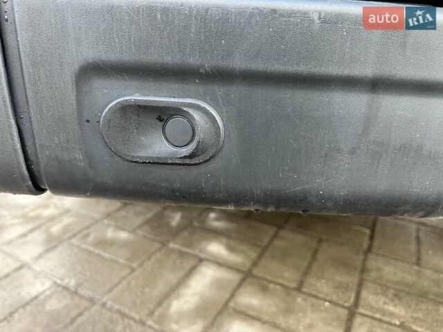 Чорний Опель Movano, об'ємом двигуна 2.3 л та пробігом 215 тис. км за 18508 $, фото 16 на Automoto.ua